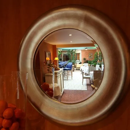 La Des Impressionnistes Hotel 4*